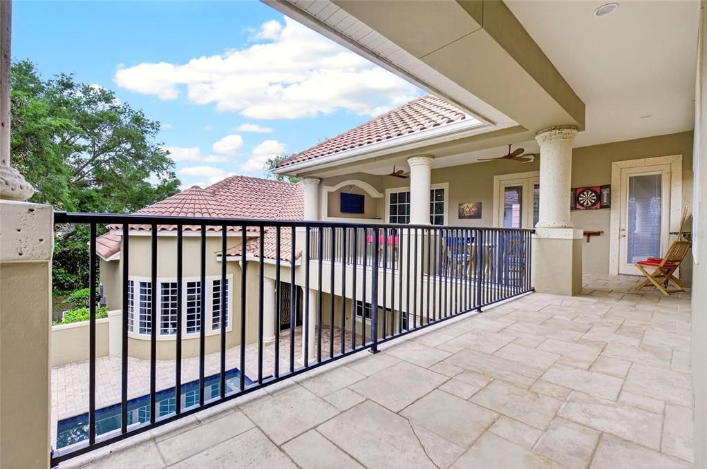 For Sale: $1,825,000 (4 beds, 4 baths, 4549 Square Feet)