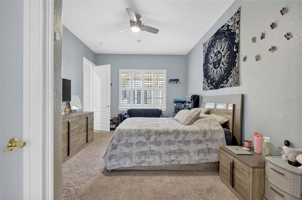 For Sale: $1,825,000 (4 beds, 4 baths, 4549 Square Feet)