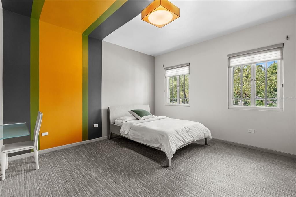 For Sale: $10,000,000 (7 beds, 8 baths, 10000 Square Feet)