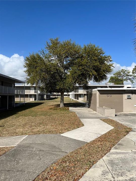 Recently Sold: $60,000 (1 beds, 1 baths, 600 Square Feet)