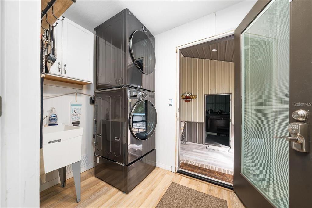 На продажу: $799,000 (4 спален, 2 ванн, 1803 Квадратных фут)