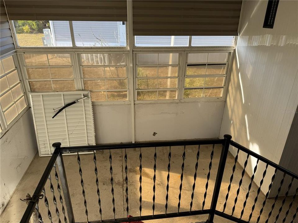 合同活跃: $139,900 (2 贝兹, 2 浴室, 1404 平方英尺)