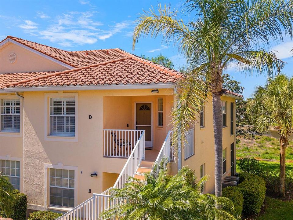 Activo con contrato: $285,000 (3 camas, 2 baños, 1383 Pies cuadrados)