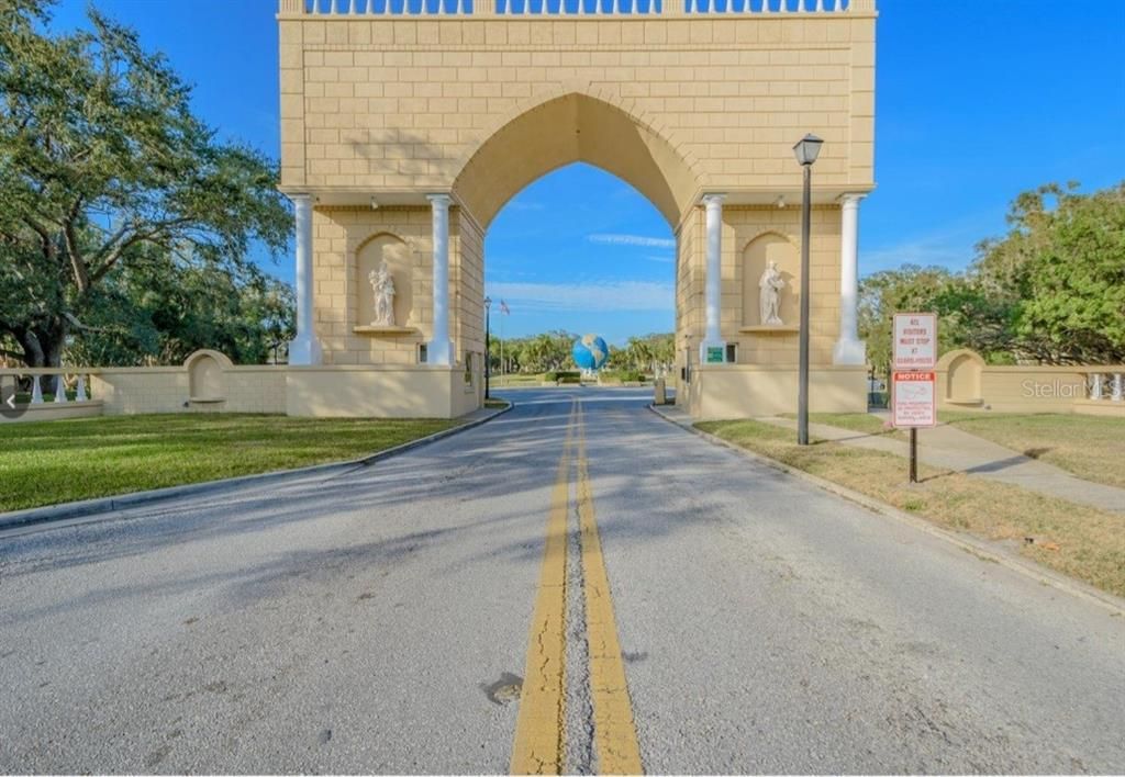 For Rent: $1,275 (1 beds, 1 baths, 825 Square Feet)