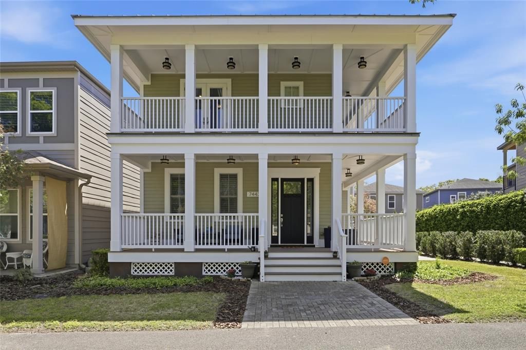 For Sale: $599,000 (5 beds, 4 baths, 3216 Square Feet)