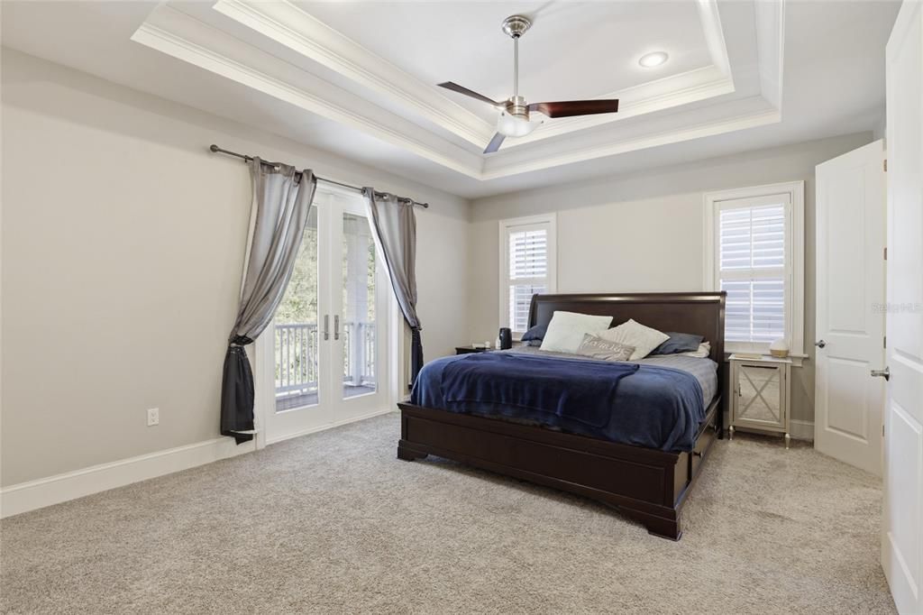 For Sale: $599,000 (5 beds, 4 baths, 3216 Square Feet)