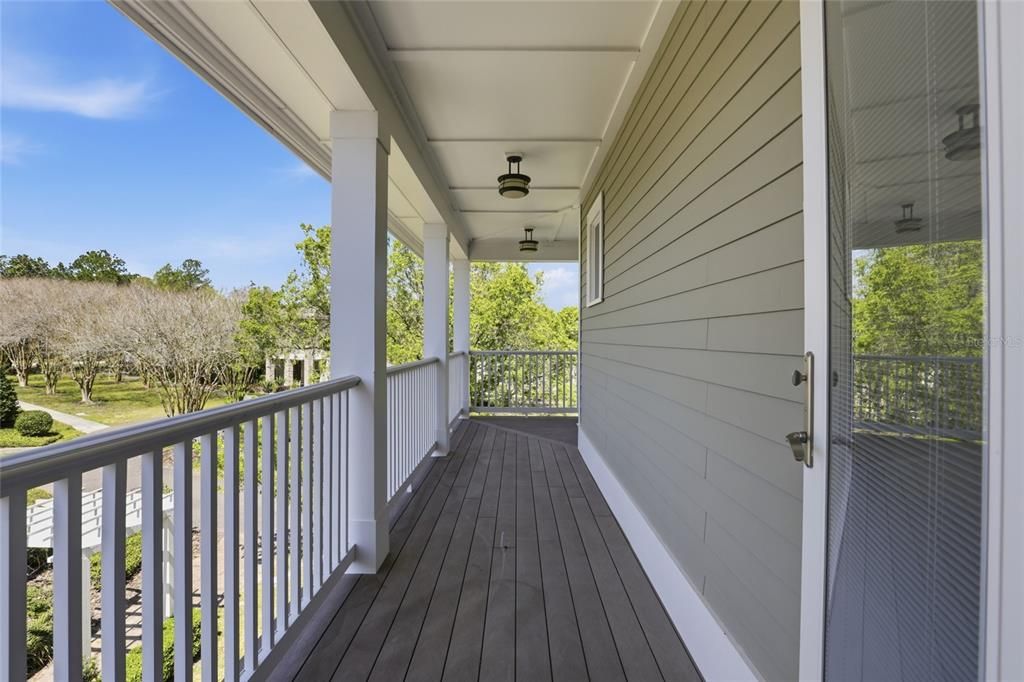 For Sale: $599,000 (5 beds, 4 baths, 3216 Square Feet)
