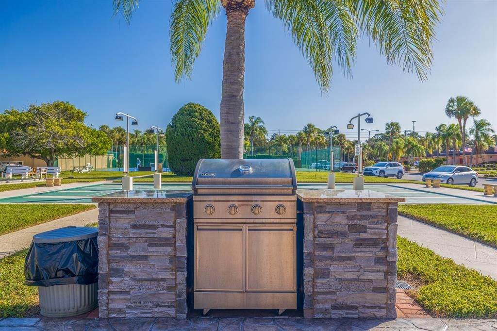For Sale: $695,000 (2 beds, 2 baths, 1650 Square Feet)