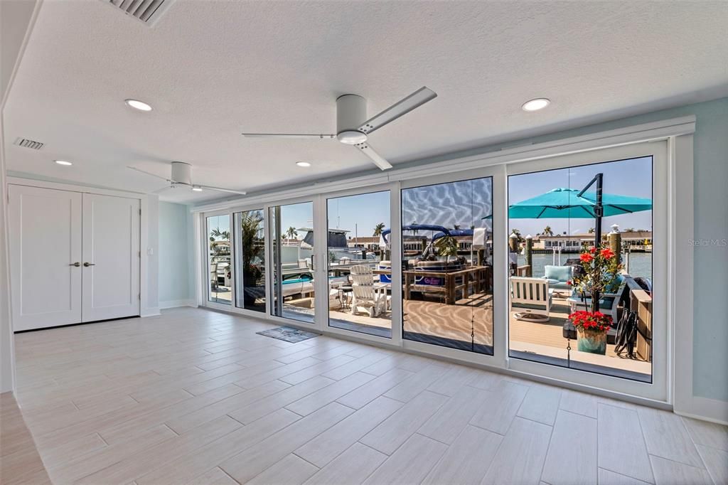 For Sale: $695,000 (2 beds, 2 baths, 1650 Square Feet)