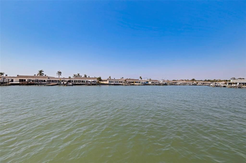 For Sale: $695,000 (2 beds, 2 baths, 1650 Square Feet)