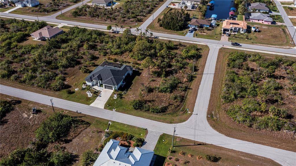 合同活跃: $18,000 (0.28 acres)