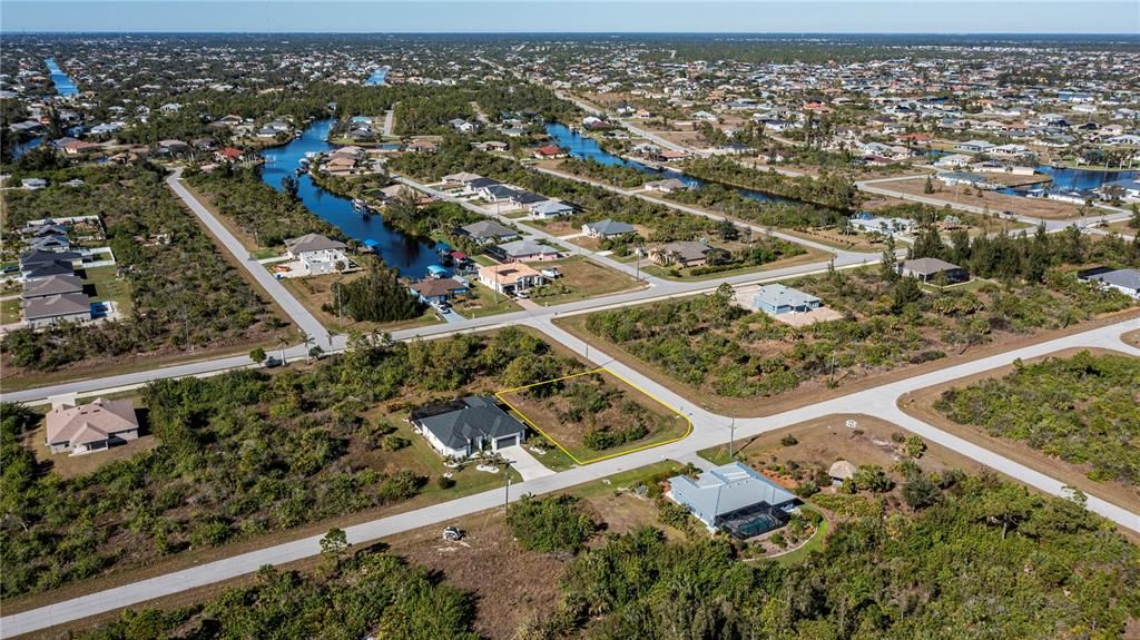 合同活跃: $18,000 (0.28 acres)