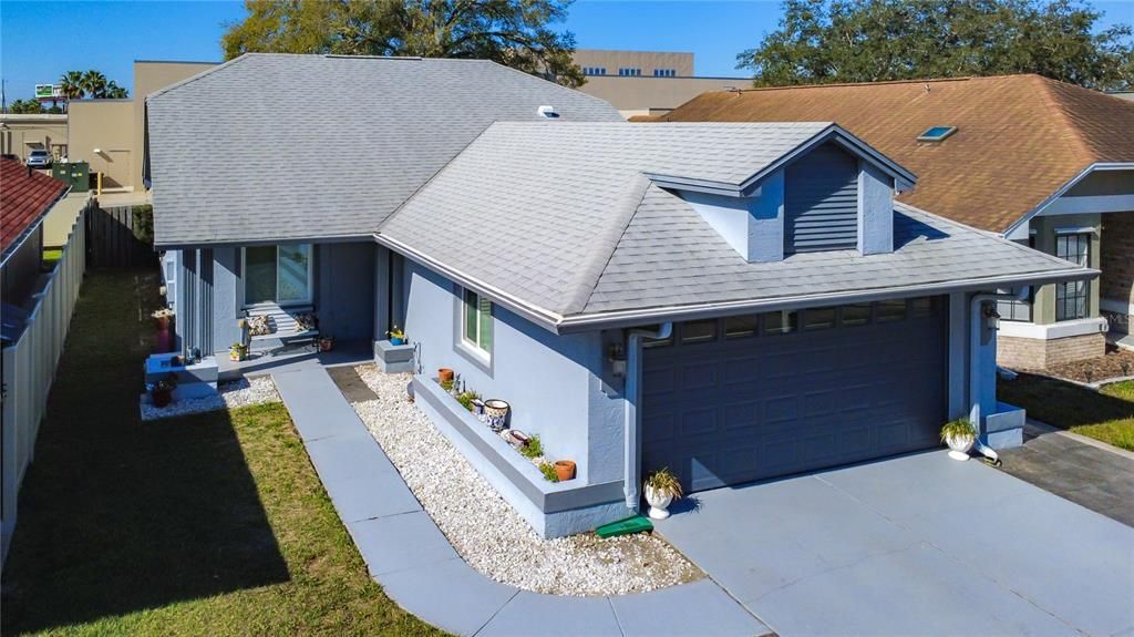 Active With Contract: $315,000 (2 beds, 2 baths, 1254 Square Feet)
