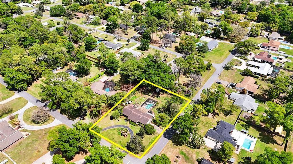 Activo con contrato: $289,900 (3 camas, 2 baños, 1790 Pies cuadrados)