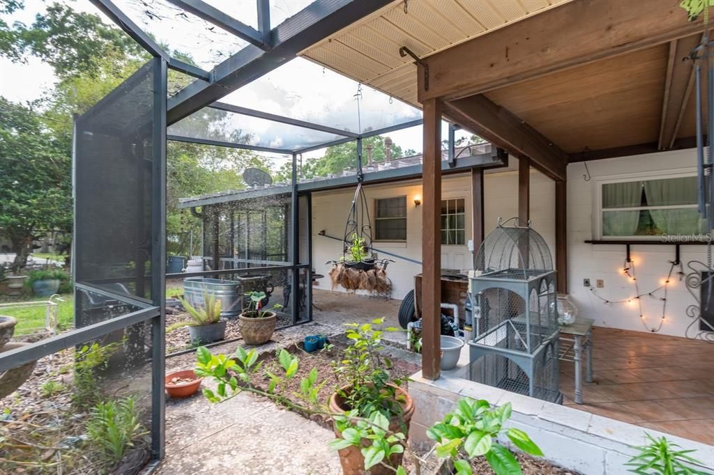 Activo con contrato: $289,900 (3 camas, 2 baños, 1790 Pies cuadrados)