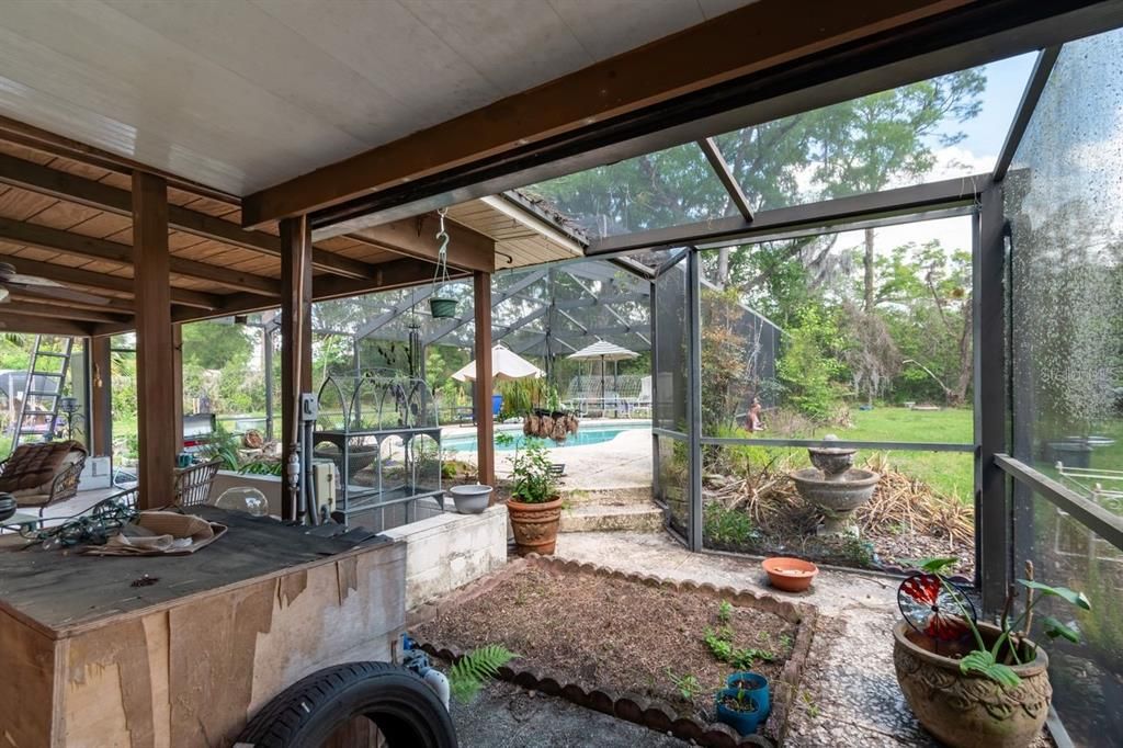 Activo con contrato: $289,900 (3 camas, 2 baños, 1790 Pies cuadrados)