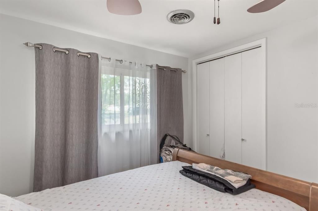 Activo con contrato: $289,900 (3 camas, 2 baños, 1790 Pies cuadrados)