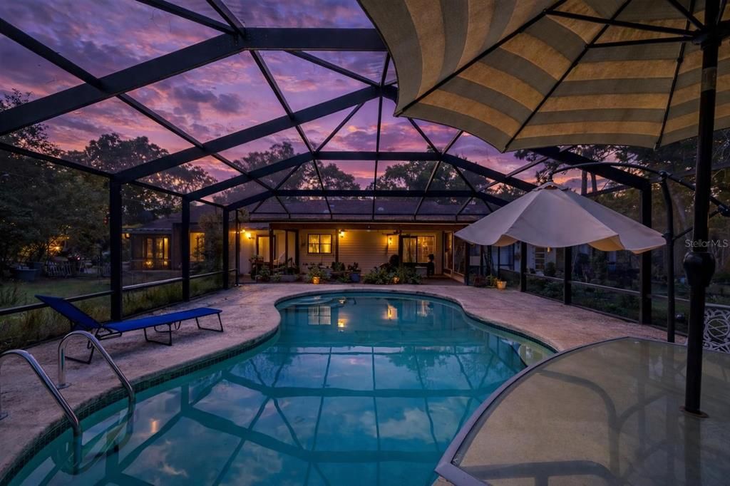 Activo con contrato: $289,900 (3 camas, 2 baños, 1790 Pies cuadrados)