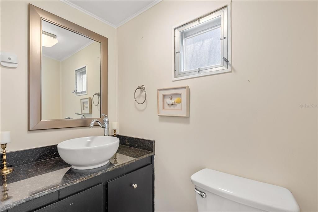Active With Contract: $135,000 (2 beds, 1 baths, 1014 Square Feet)