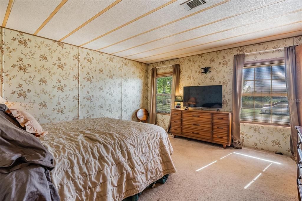 На продажу: $639,900 (4 спален, 3 ванн, 2584 Квадратных фут)