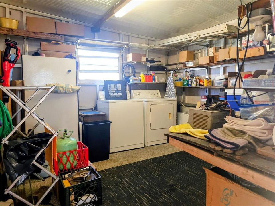 For Sale: $99,900 (2 beds, 2 baths, 1152 Square Feet)