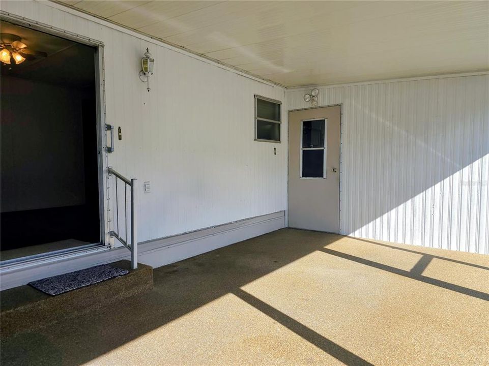 For Sale: $99,900 (2 beds, 2 baths, 1152 Square Feet)