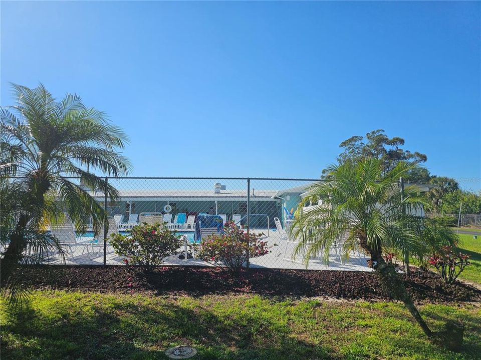 For Sale: $99,900 (2 beds, 2 baths, 1152 Square Feet)