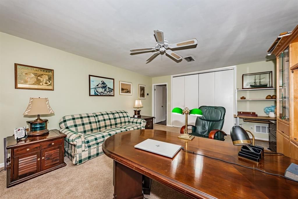 For Sale: $1,599,000 (4 beds, 2 baths, 3045 Square Feet)