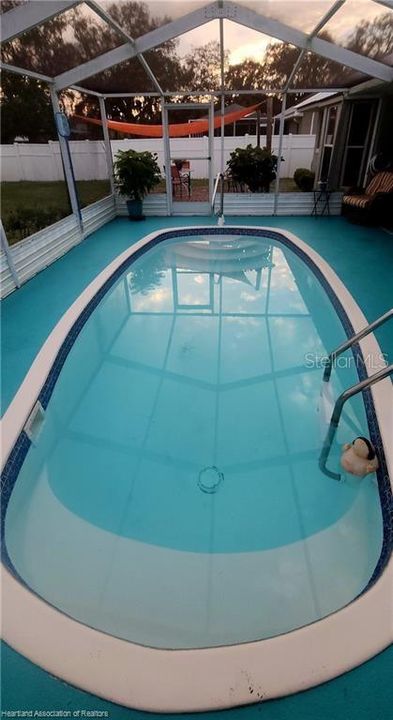 На продажу: $324,500 (3 спален, 2 ванн, 1876 Квадратных фут)