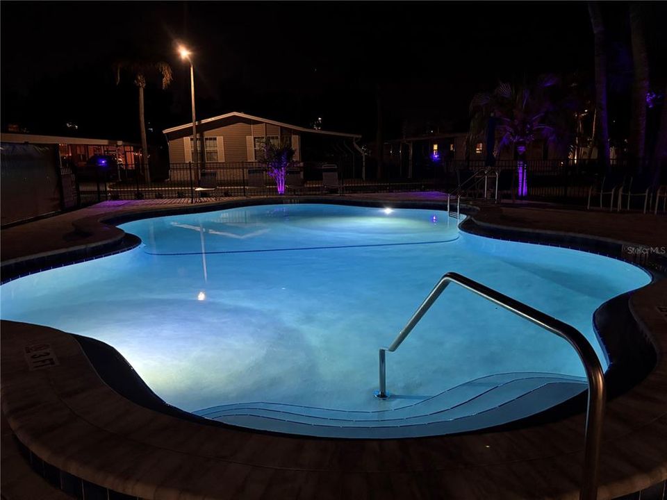 For Sale: $159,000 (2 beds, 1 baths, 1204 Square Feet)