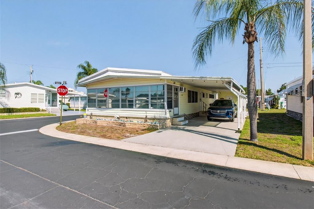 For Sale: $159,000 (2 beds, 1 baths, 1204 Square Feet)