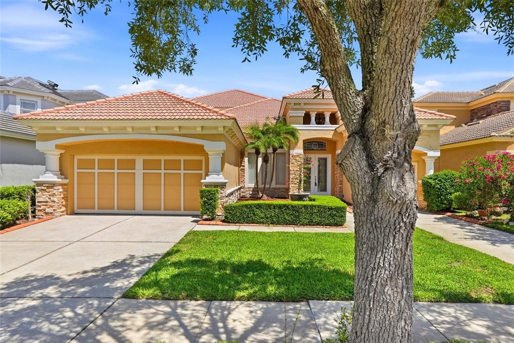 For Sale: $1,300,000 (4 beds, 3 baths, 3714 Square Feet)
