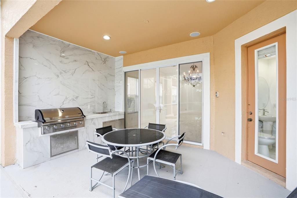 For Sale: $1,300,000 (4 beds, 3 baths, 3714 Square Feet)