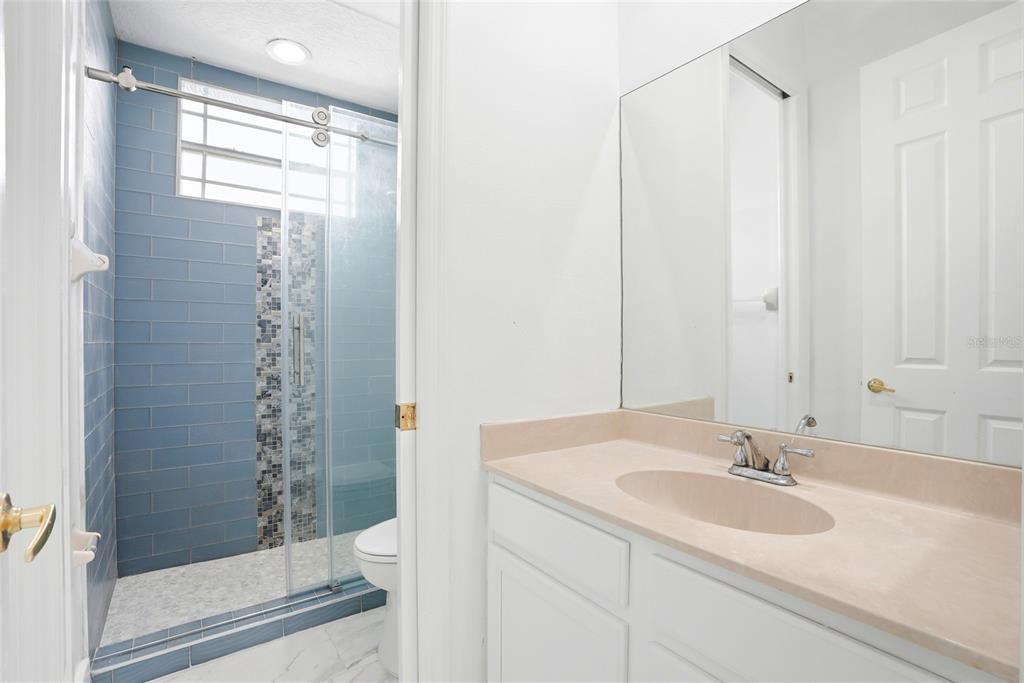 For Sale: $1,300,000 (4 beds, 3 baths, 3714 Square Feet)