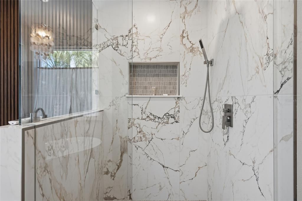 Active With Contract: $2,998,000 (4 beds, 4 baths, 2585 Square Feet)