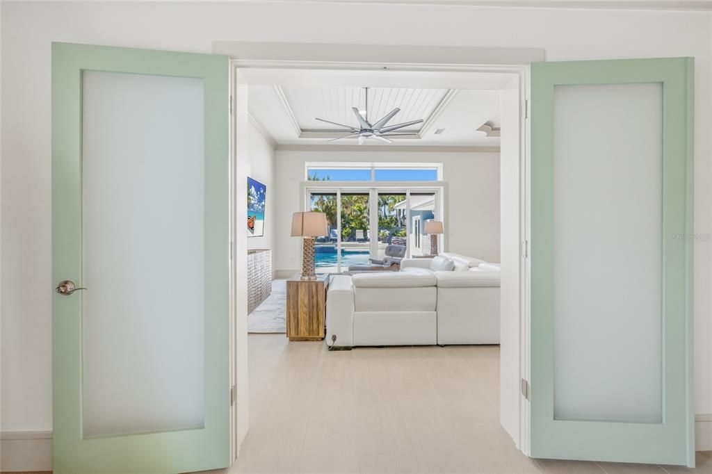 Active With Contract: $2,998,000 (4 beds, 4 baths, 2585 Square Feet)