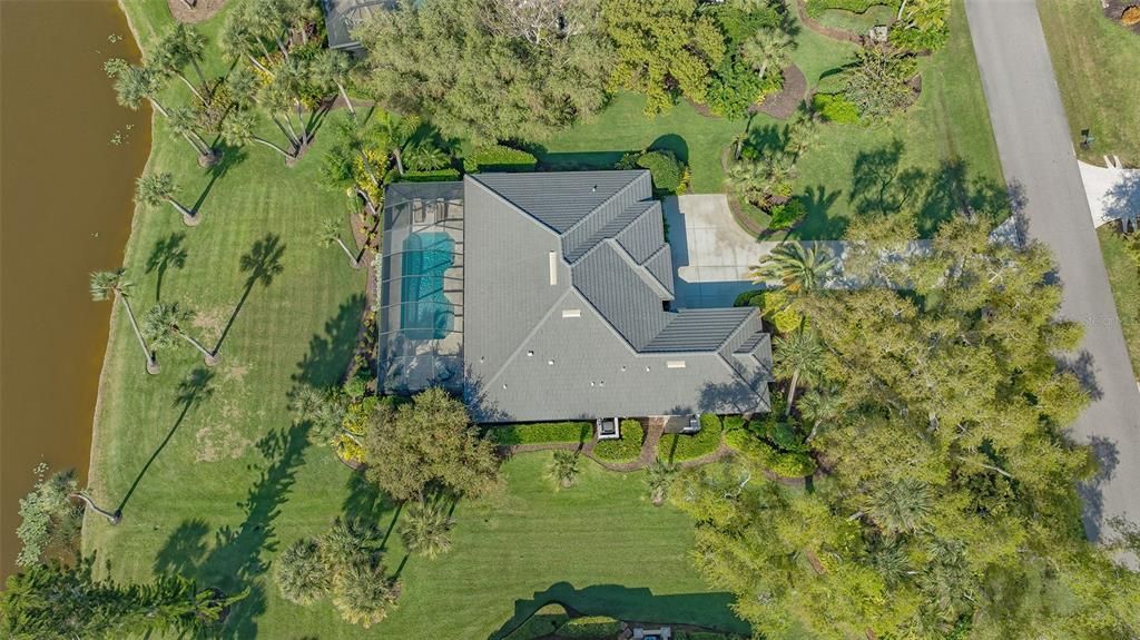 Activo con contrato: $1,465,000 (3 camas, 3 baños, 2414 Pies cuadrados)