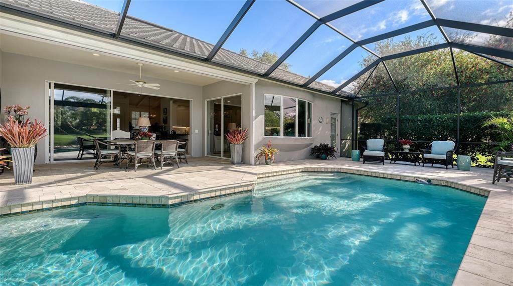 Activo con contrato: $1,465,000 (3 camas, 3 baños, 2414 Pies cuadrados)