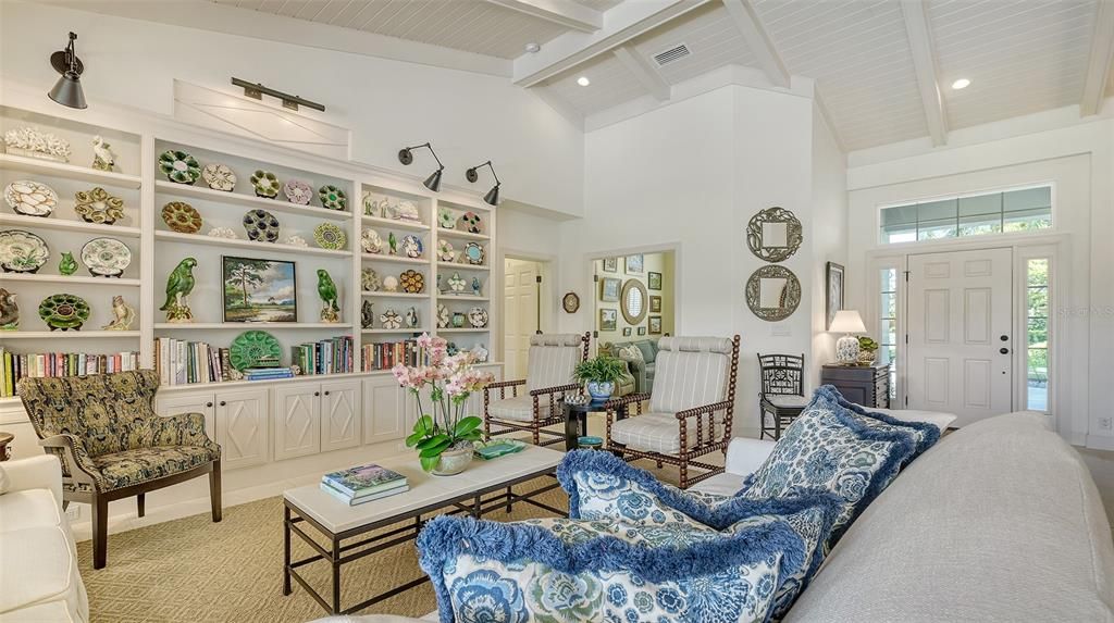 Activo con contrato: $1,465,000 (3 camas, 3 baños, 2414 Pies cuadrados)