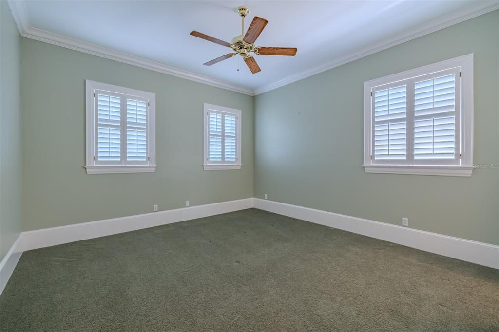 For Sale: $2,150,000 (6 beds, 4 baths, 6341 Square Feet)