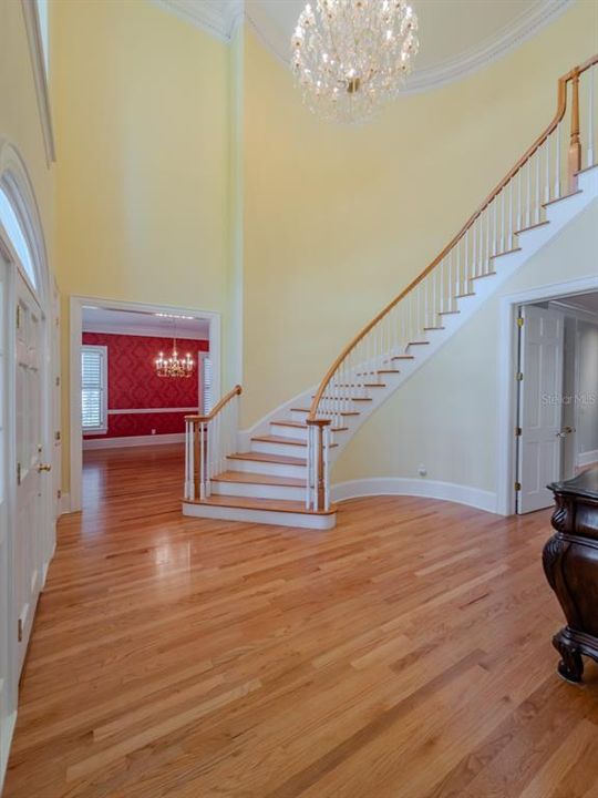 For Sale: $2,150,000 (6 beds, 4 baths, 6341 Square Feet)