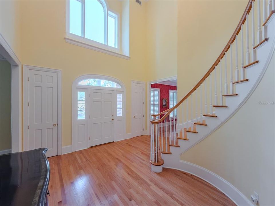 For Sale: $2,150,000 (6 beds, 4 baths, 6341 Square Feet)