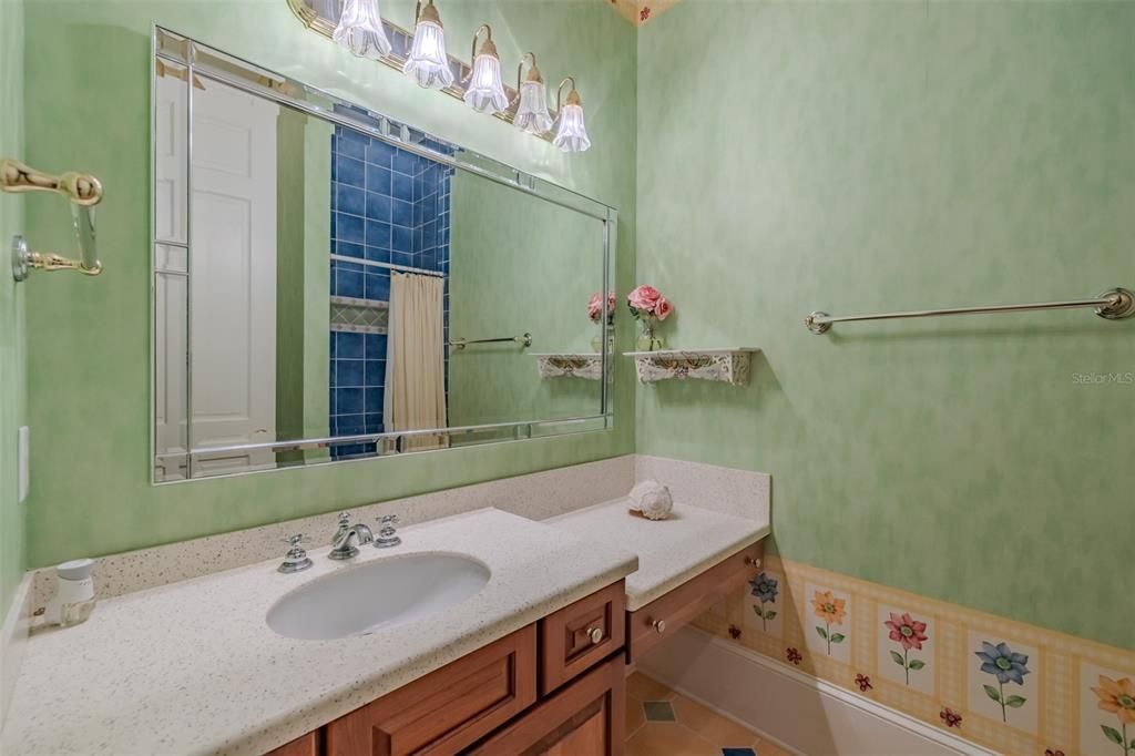 For Sale: $2,150,000 (6 beds, 4 baths, 6341 Square Feet)