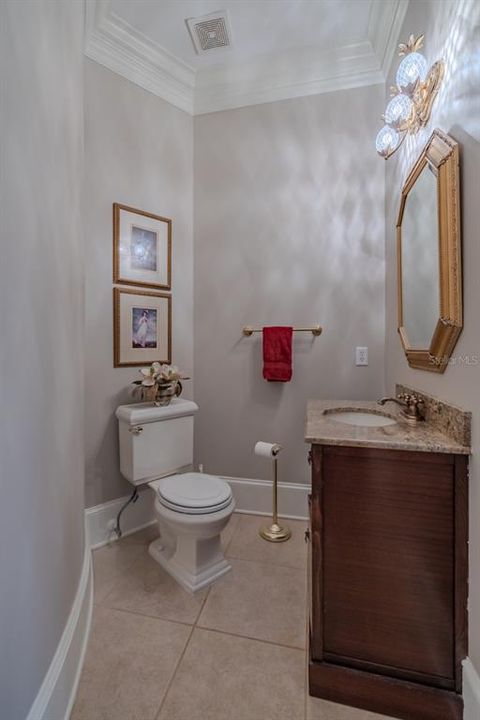For Sale: $2,150,000 (6 beds, 4 baths, 6341 Square Feet)