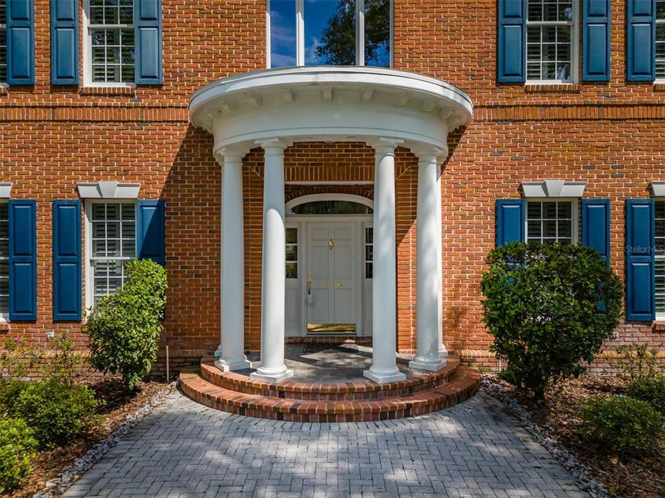 For Sale: $2,150,000 (6 beds, 4 baths, 6341 Square Feet)
