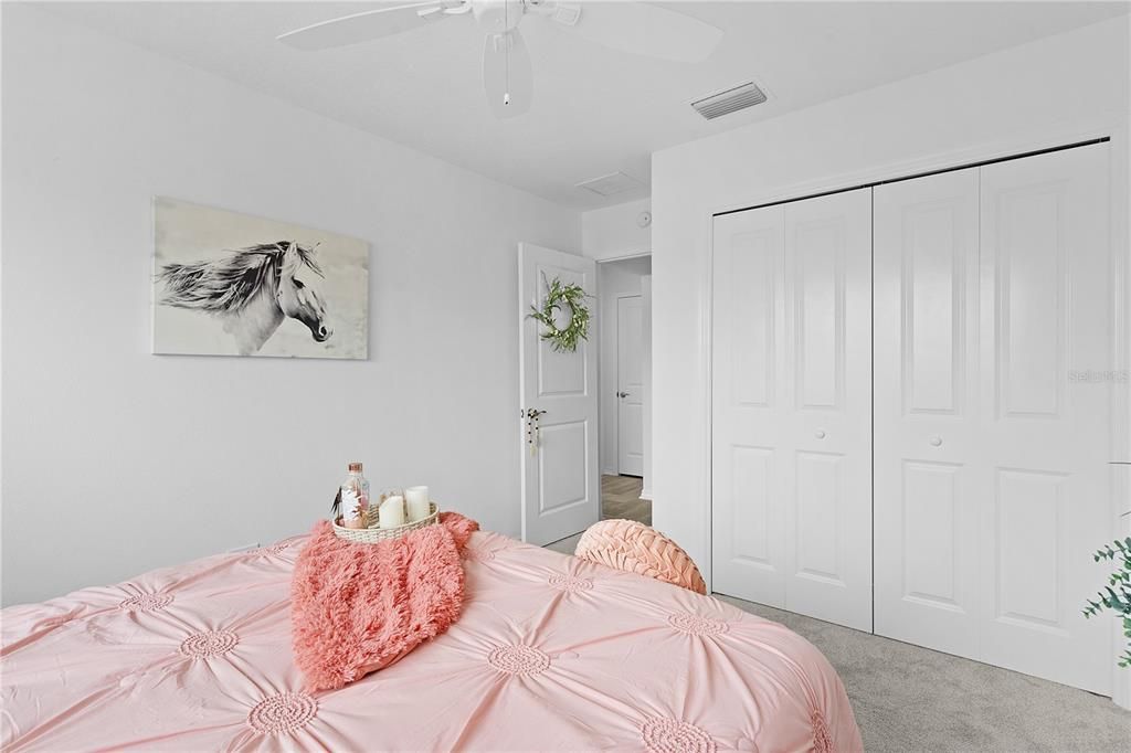 For Sale: $349,900 (3 beds, 2 baths, 1547 Square Feet)