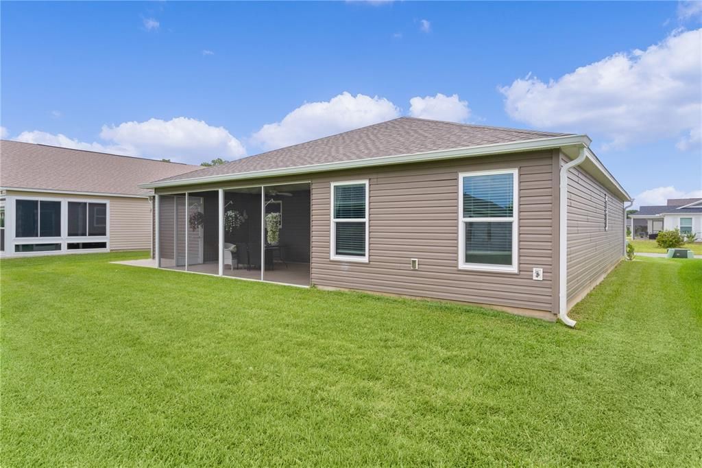 For Sale: $349,900 (3 beds, 2 baths, 1547 Square Feet)