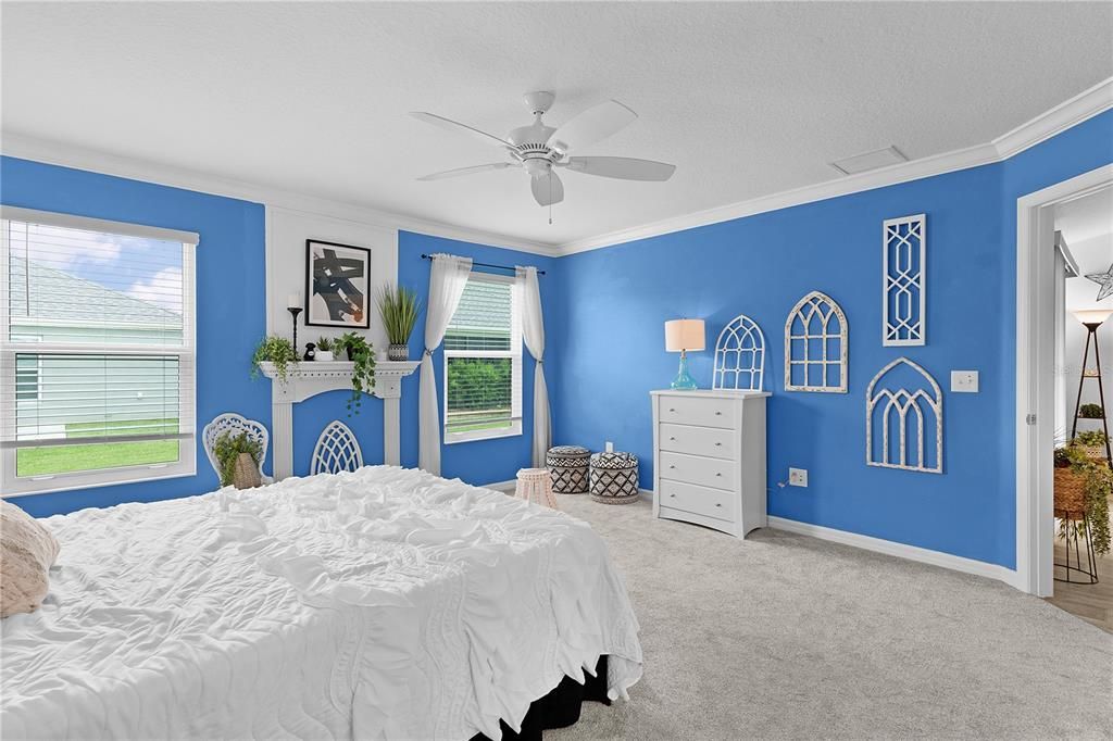 For Sale: $349,900 (3 beds, 2 baths, 1547 Square Feet)