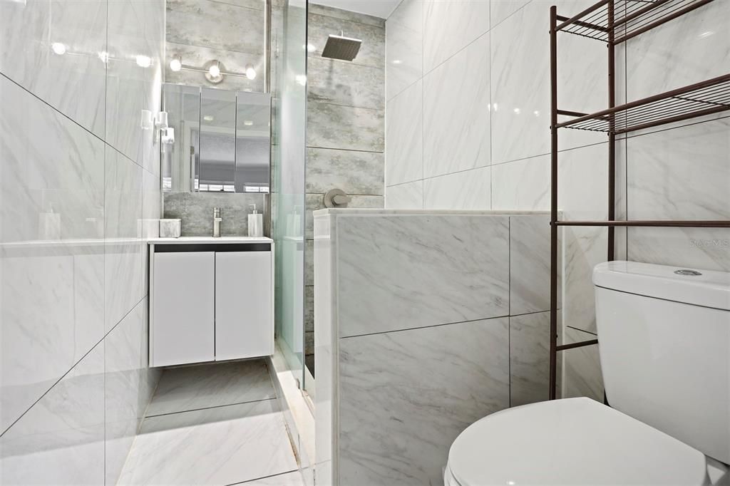 En Renta: $1,200 (0 camas, 1 baños, 398 Pies cuadrados)