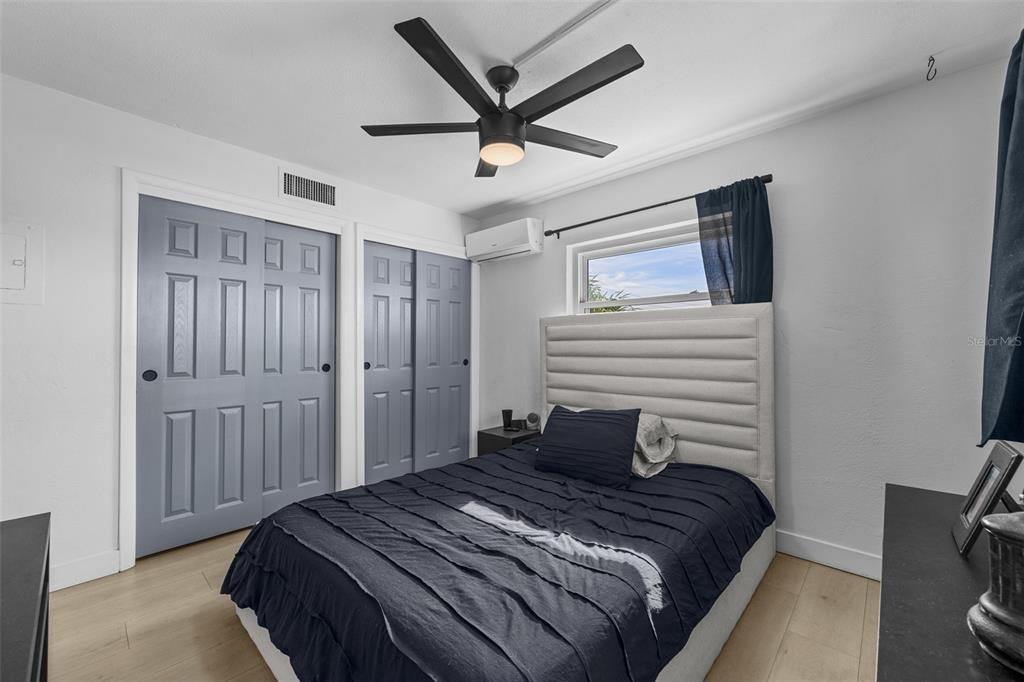 待售: $1,450,000 (4 贝兹, 0 浴室, 2244 平方英尺)